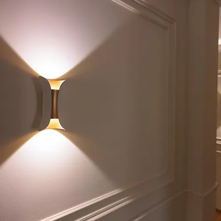 Ufo Boutique 3* Тирана