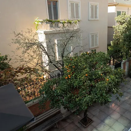 Ufo Boutique Отель