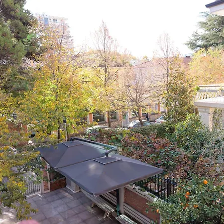 מלון Ufo Boutique