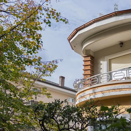 Hotel Ufo Boutique 3*