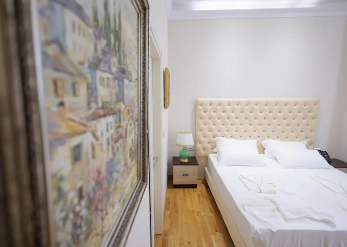 Ufo Boutique Hotel 3*